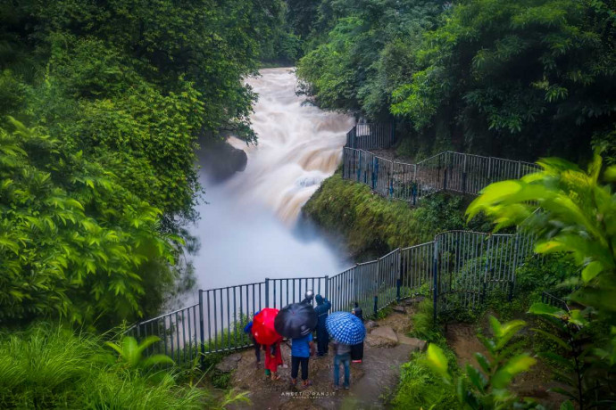 devis-fall-a-mystical-cascade-in-the-heart-of-pokhara-big-0