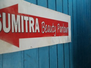 Sumitra-beauty-parlour
